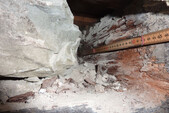 Ceiling beam support in the outer wall in the wine cellar before renovation