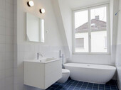 Bathroom with a view of the sky (Photos Daniel Erne)