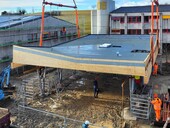 Couvert en bois après la pose