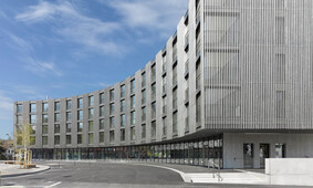 Large volume buildings