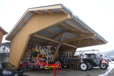 Holzfachwerk für freitragenden Gebäudekomplex